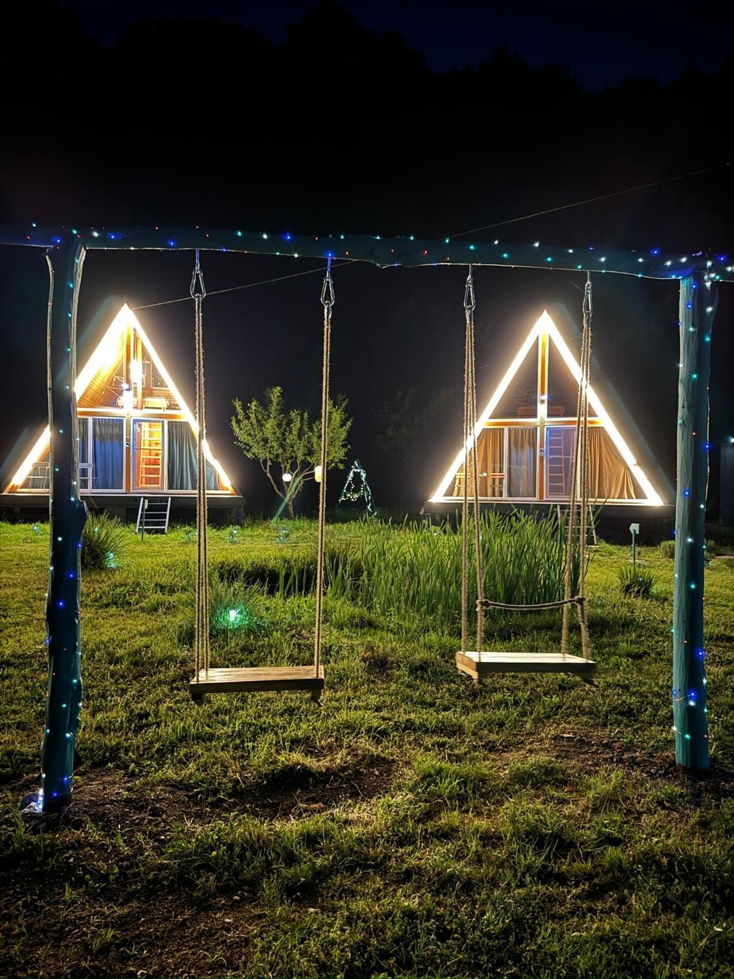 Cabane A-Frame Svinita Esterno foto