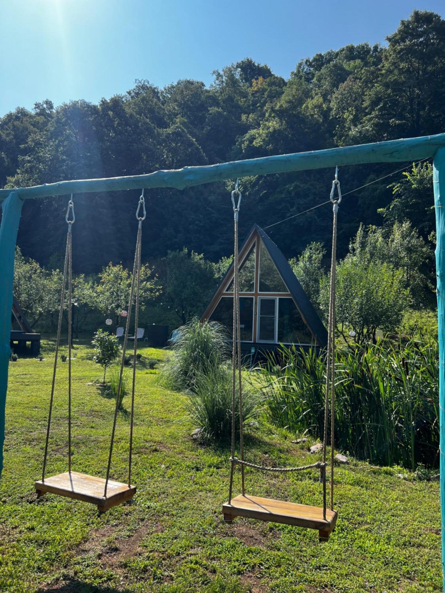 Cabane A-Frame Svinita Esterno foto